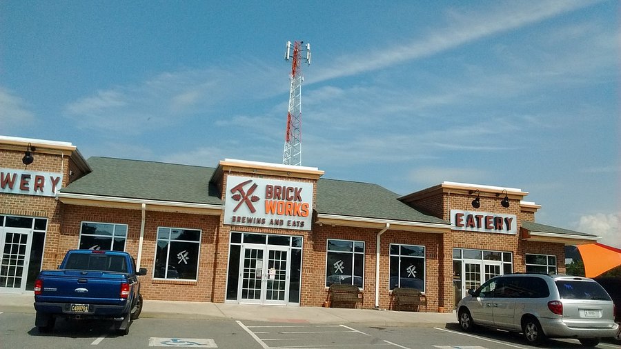 Brick Works Brewing & Eats